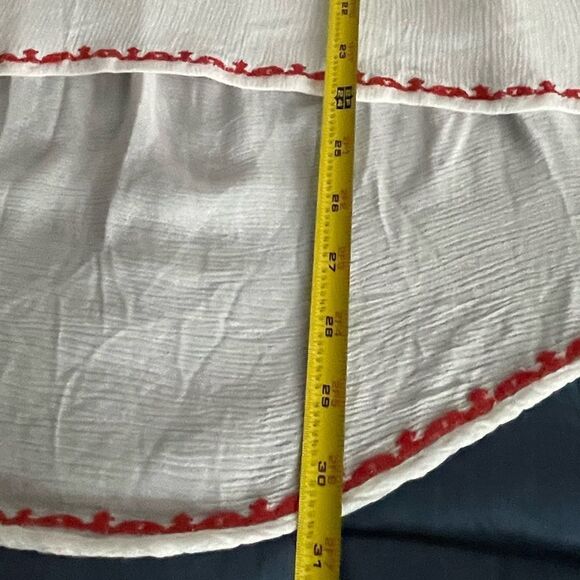 NWOTags For The Republic Red and White Embroidered Tunic Top - Picture 5 of 6